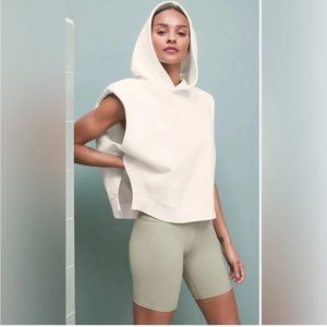 Alo 7 inch biker short